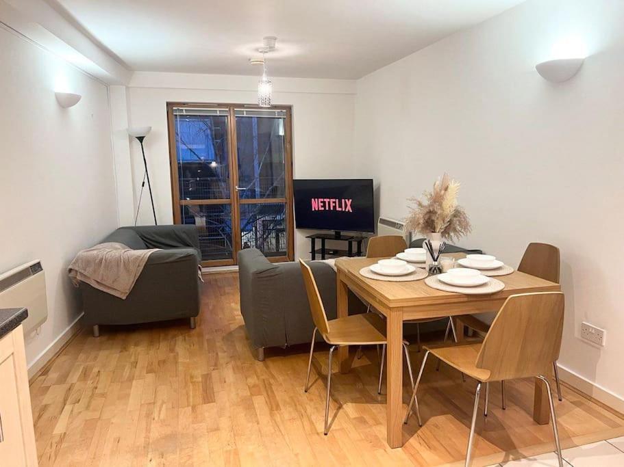 2 Bedroom City Center Apartment Manchester Luaran gambar